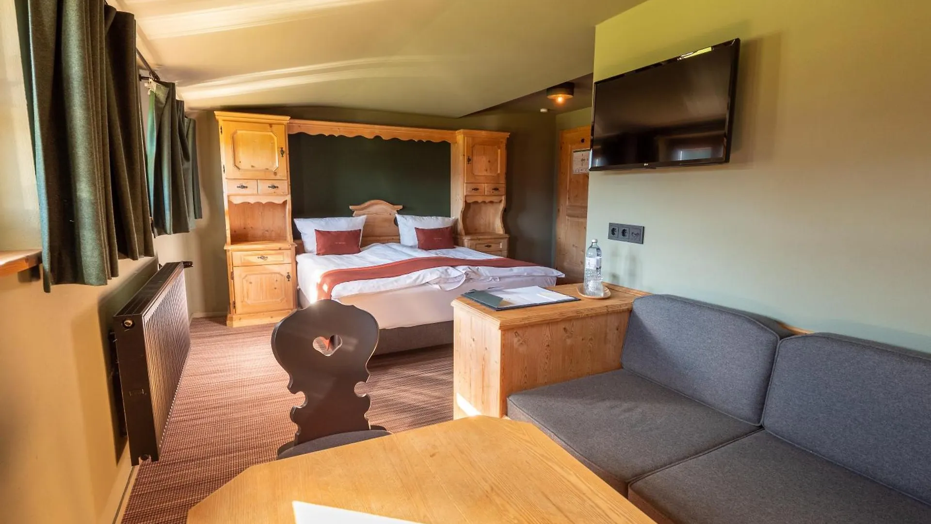 באד ווייסי Berghotel Sonnenbichl מלון באד ווייסי